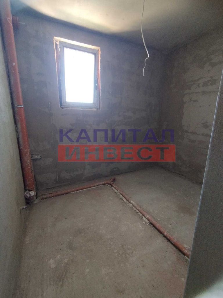 Продава се Къща в Благоевград, Струмско - 232 кв.м за 1074 €/кв.м - Снимка #11