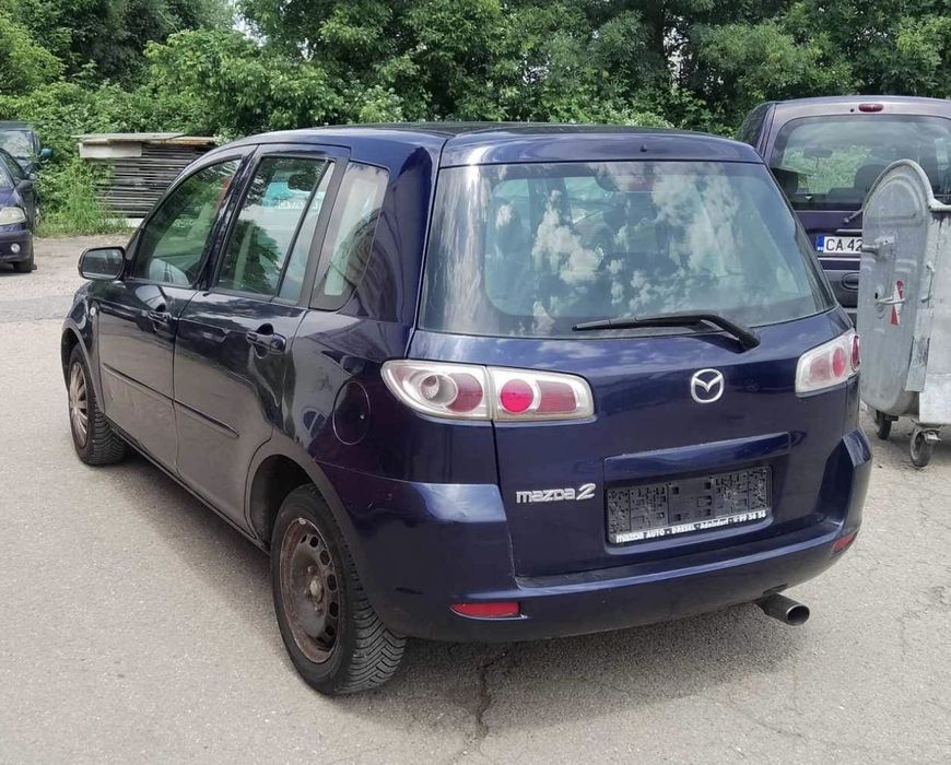 Mazda 2 2007 на части