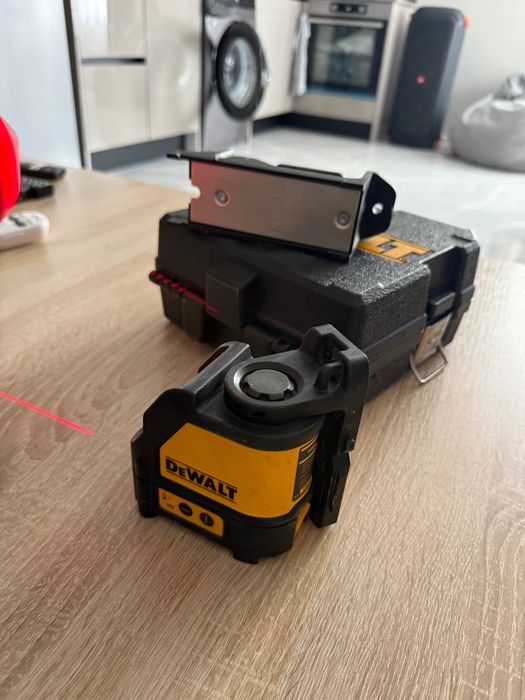 Dewalt laser  чисто нов