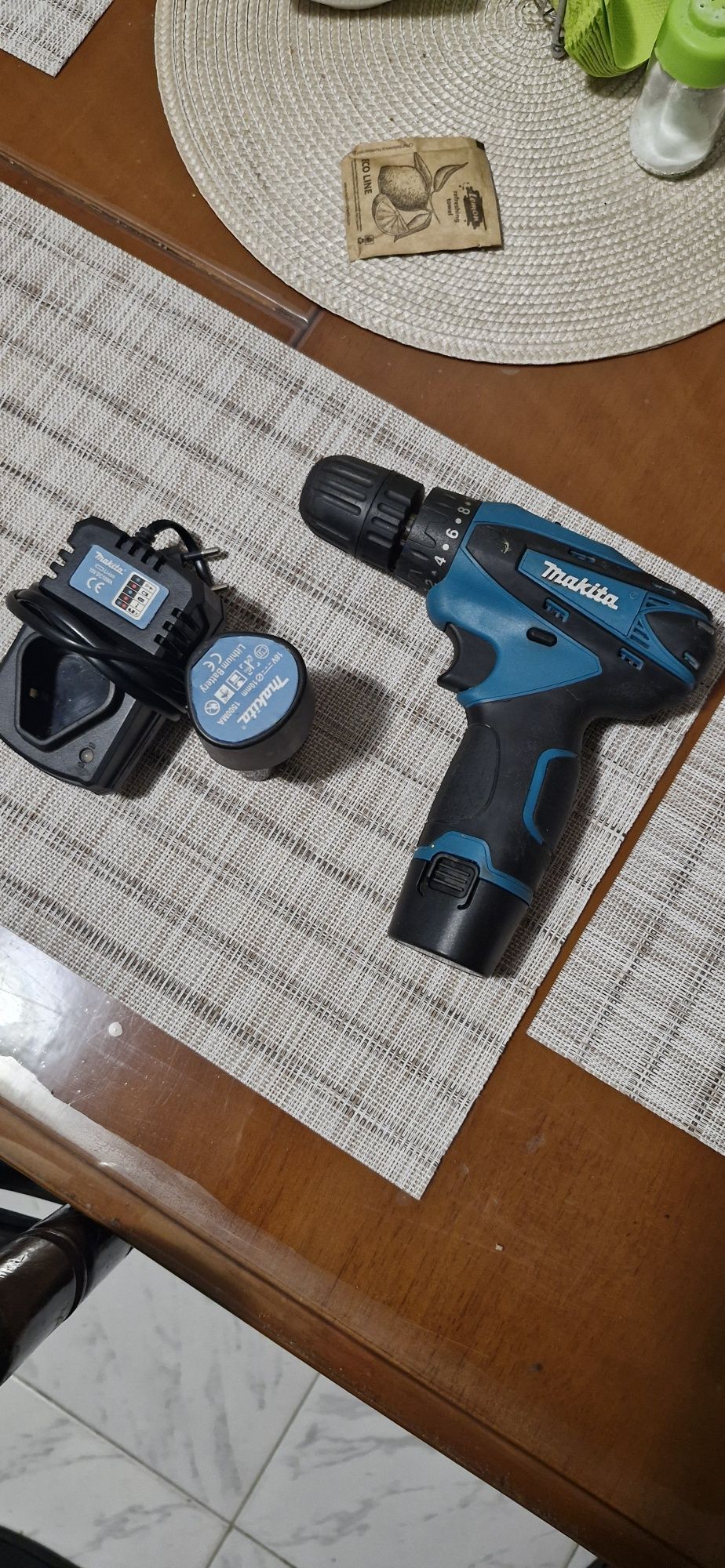 Продавам винтоверт Makita,18v.