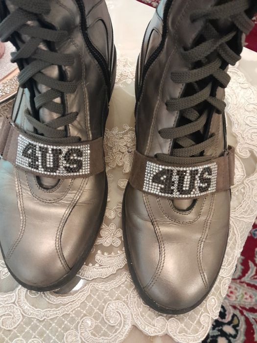 Cesate paciotti cizme auri