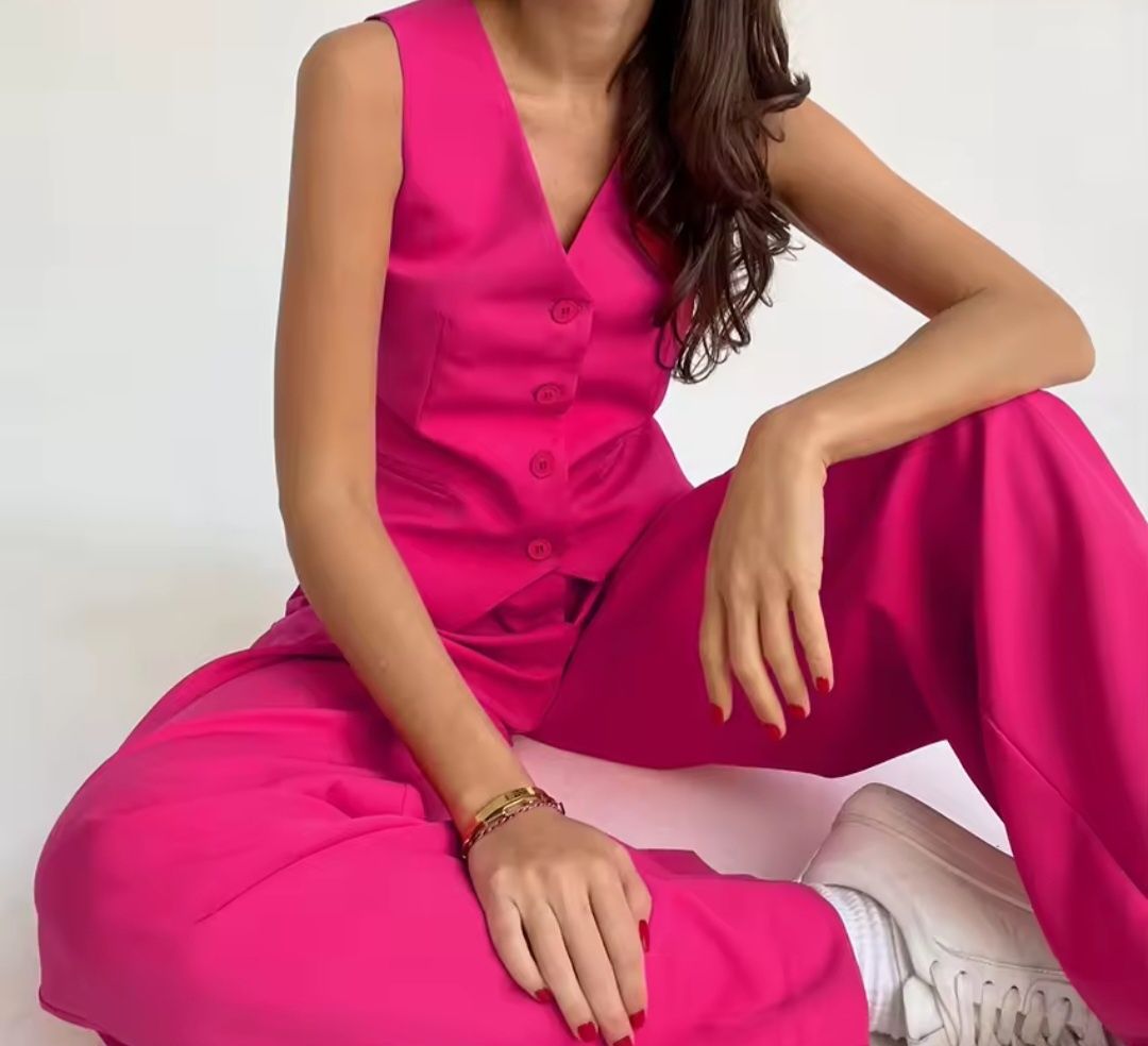 Costum set roz doua piese M