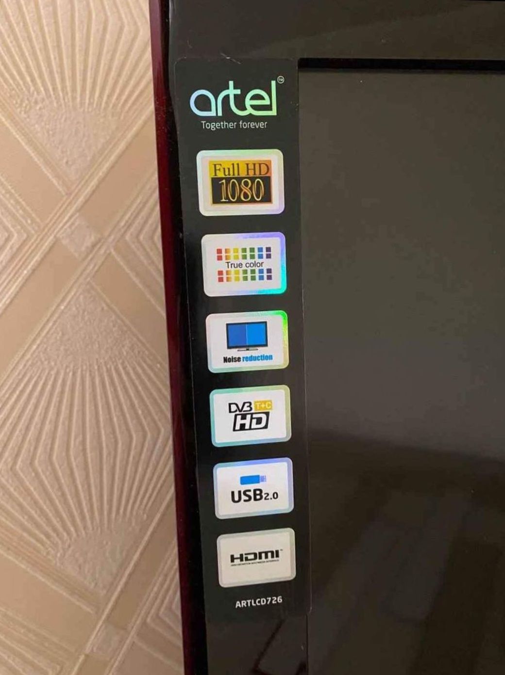 Срочно продам оригинал Artel телевизор 42