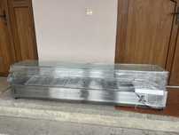 Vand vitrina cu aer rece cu 8 tavi ,lungime 1,80