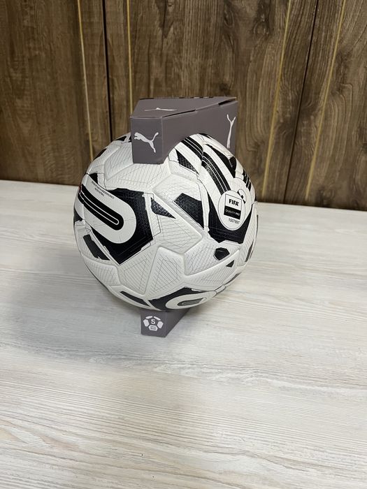 Оригинальный футбольный мячь прямо из Сша Puma orbita