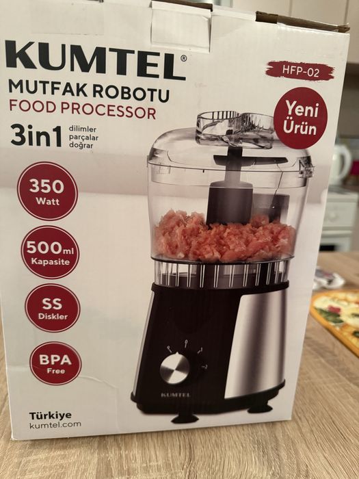Кухненски робот 3в1 чисто нов
