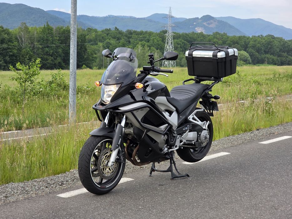 Honda VFR 800X Crossrunner sport-touring stare excelenta revizie !