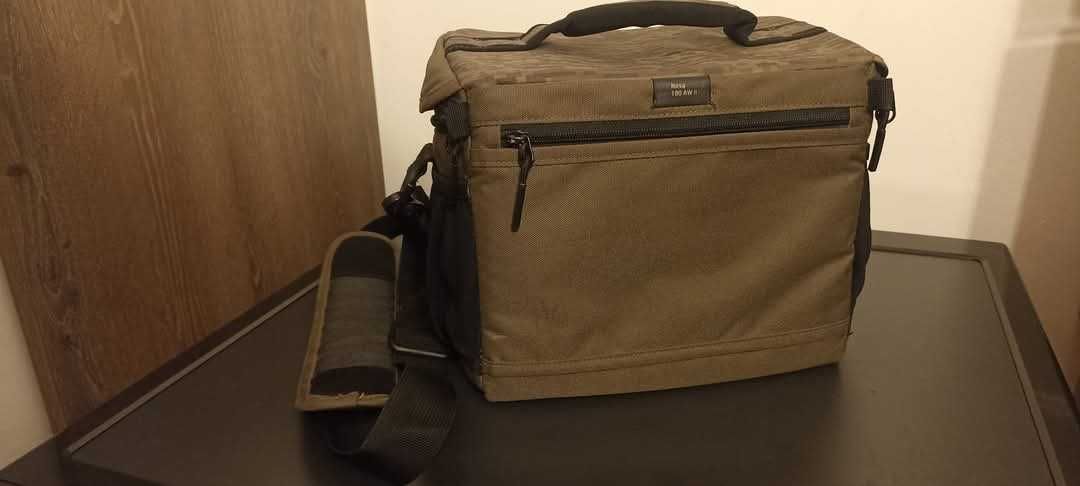 Фотографска чанта Lowepro Nova 140 AW II