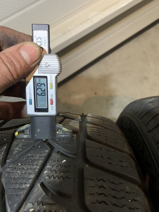 Anv m+s 235/50/19 Dunlop