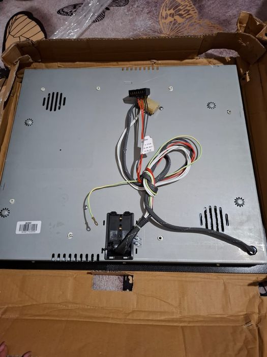 Plită incorporabilă Gorenje,inducție 4arzatoare.