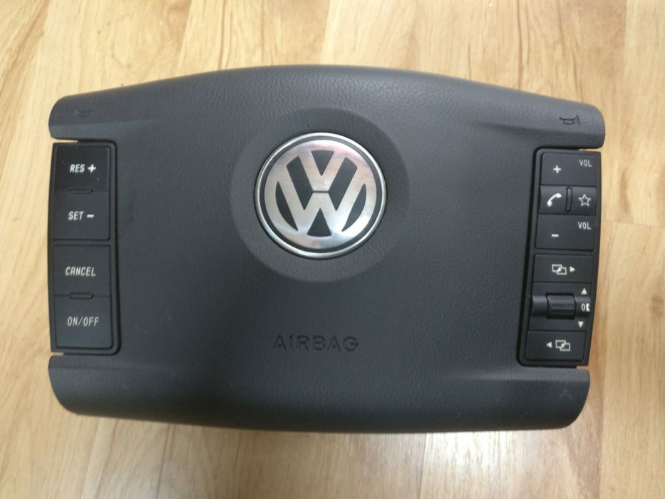 SET 2 Airbag VW Touareg 7L in stare prefecta