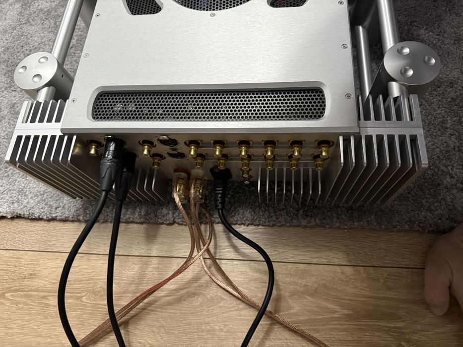 Amplificator Chord CPM 3300 (B&W, Focal, Luxman, Accuphase)