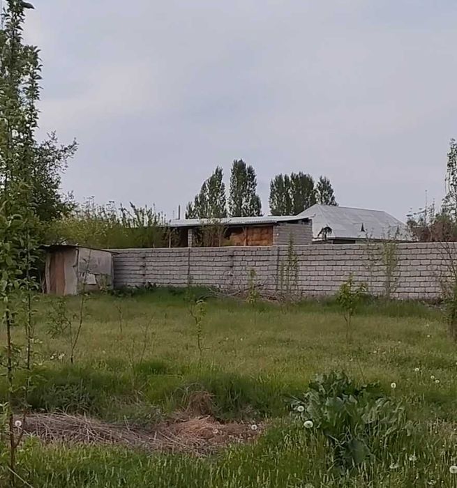 Ўрта Чирчиқ, Халқободда (Киров) 10 сотих ер