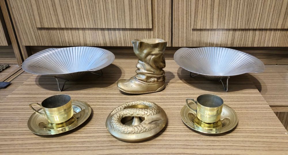 Винтажные вазы , редкий мельхиоровый подстаканник и прочее...