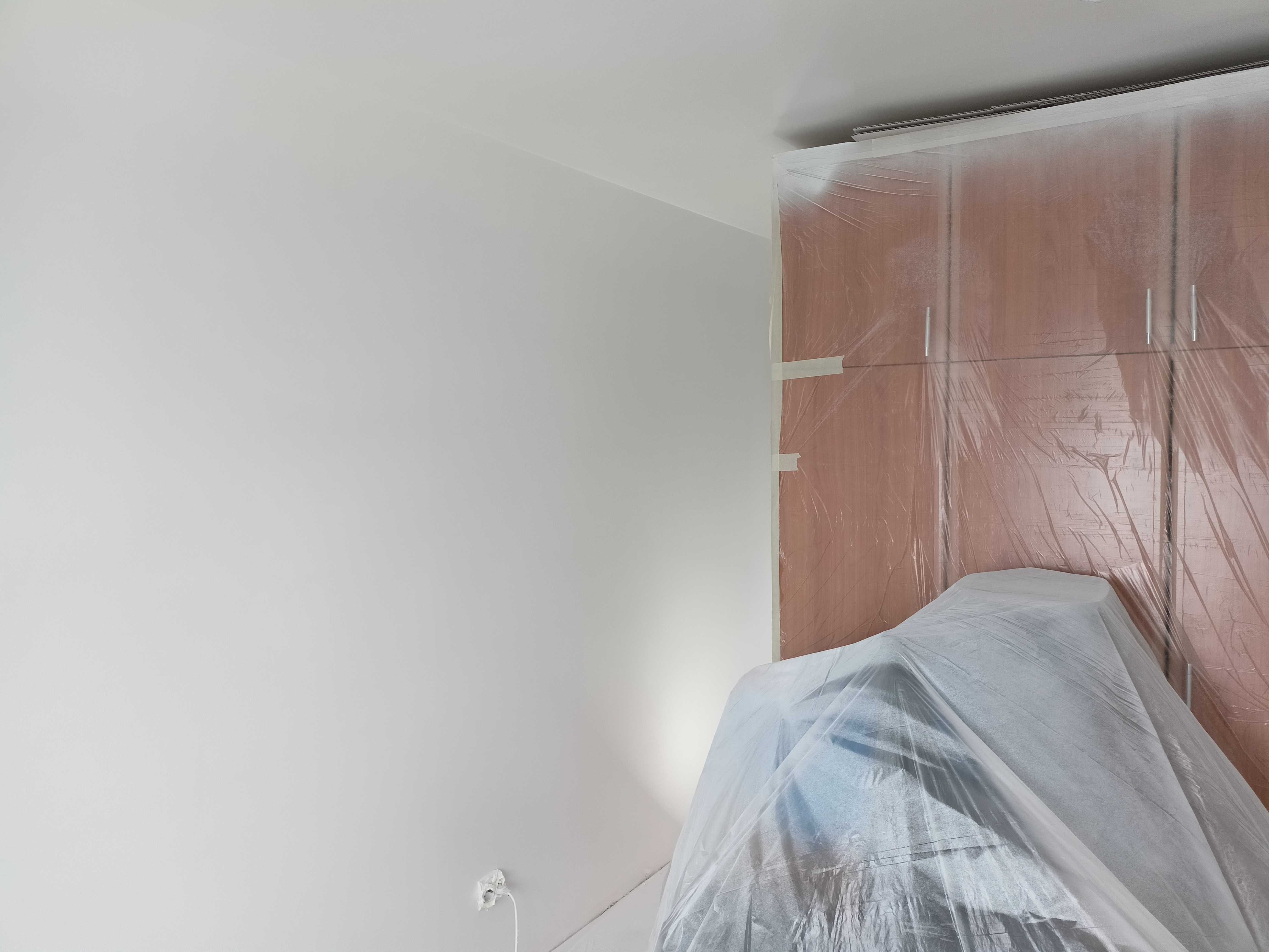 Zugrav/ Vopsea lavabila cu pompa Airless