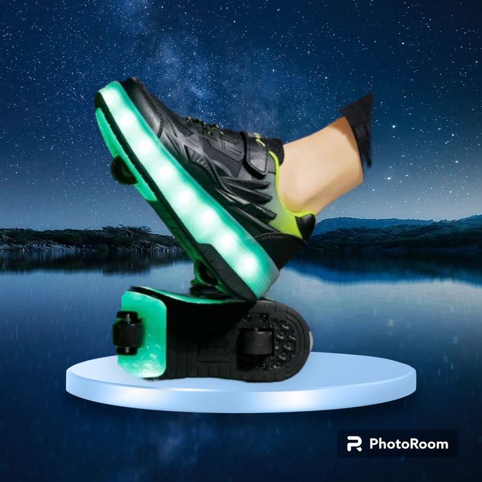 Светещи маратонки с колелца