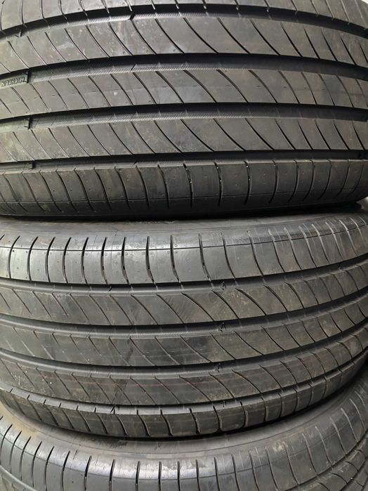 4бр 215/65/17 Мишелин нови дот 2023