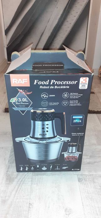 Robot de bucatarie / tocator electric 2000 W, nou