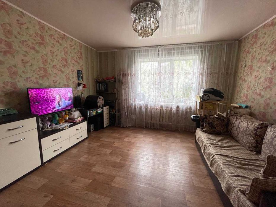 Продается 3х ком кв на востоке 2х этажка блочный дом