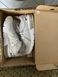 Nike Air Max aproape noi