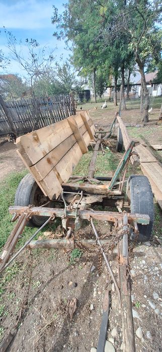 Căruță De vanzare