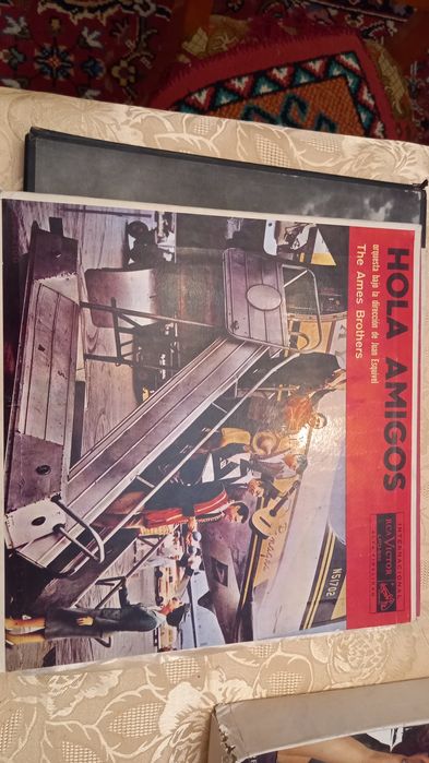 Vand 8 placi vinil/discuri pick-up stare perfecta,muzica clasica, etc