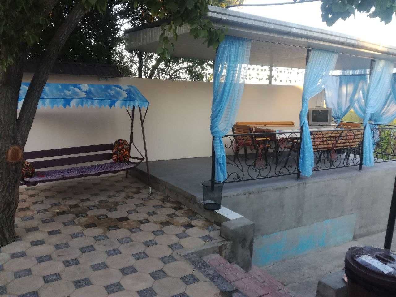 Dacha sotiladi, Yangi Toshkent hududida suv bo'yida