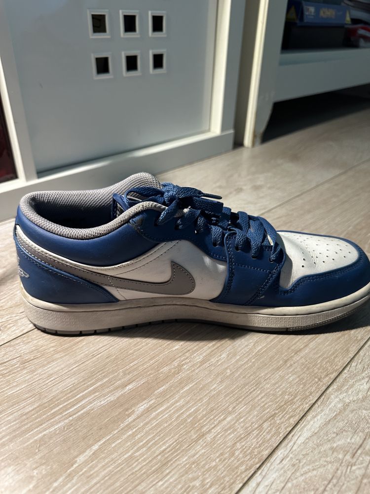 Air Jordan 1 Low True Blue