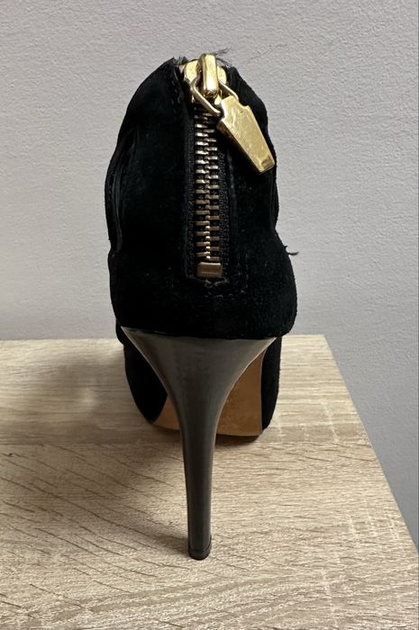 Pantofi cu toc si platforma