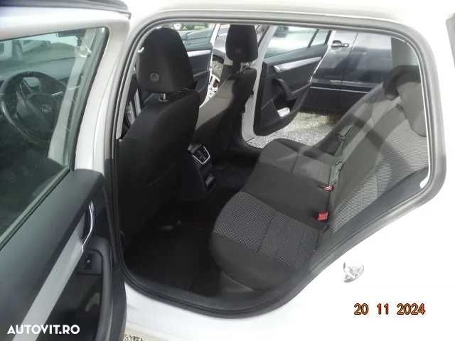 Skoda Octavia Combi Diesel 2.0 TDI Style