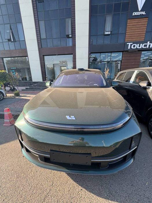 Li 7 Ultra Full nalichi