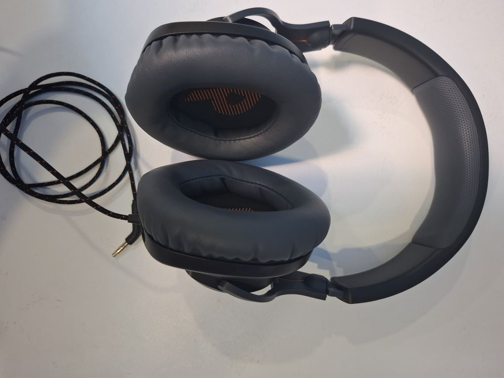 Jbl слушалки НОВИ