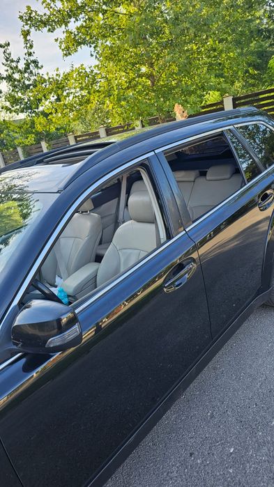 Vând Subaru Outback 2.0 Diesel 4x4