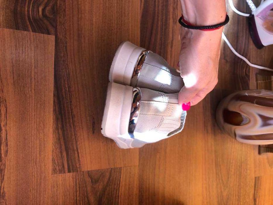 страхотни спортни обувки