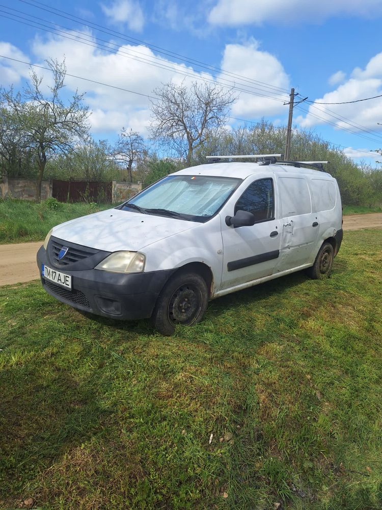 Vand Dacia logan MCV cu motor defect