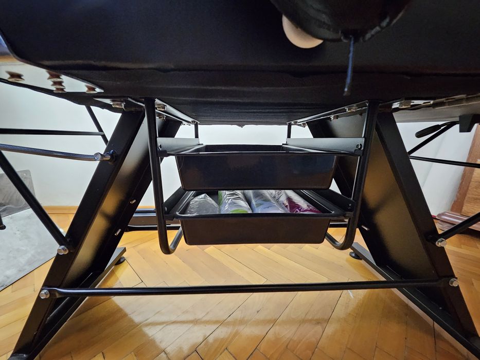 Кушетка + стол нови