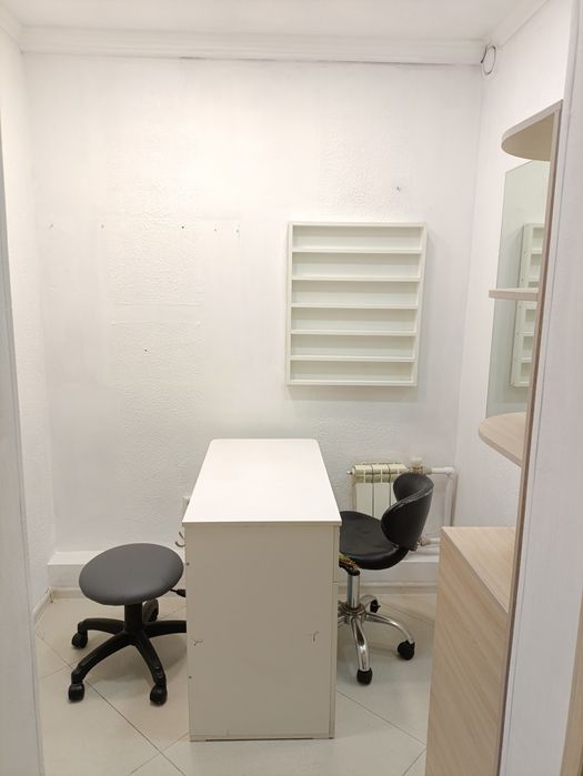 Сдаем маникюрный кабинет