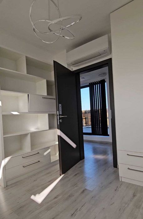 Продава се Мезонет в София, Зона Б-18 - 177 кв.м за 2825 €/кв.м - Снимка #2