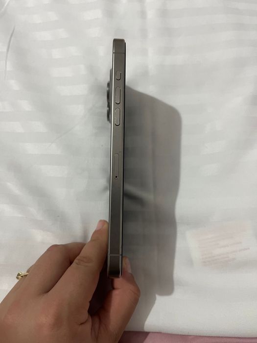 Vand iphone 15 pro max 256gb baterie 86%