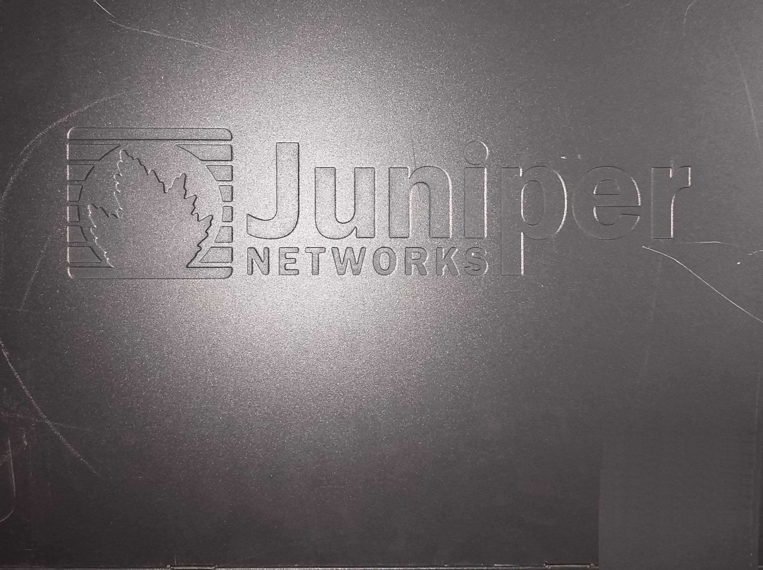 Сетевой коммутатор и роутер Juniper SRX240, EX3200, EX2200 seria