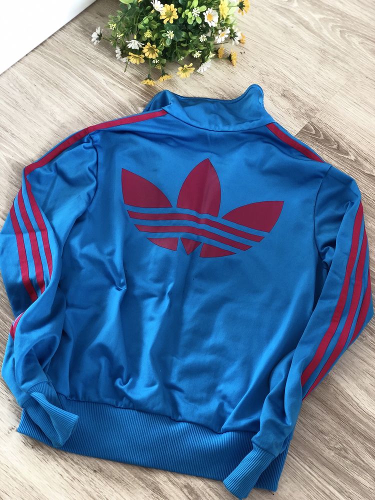 Суичъри, горнища Adidas