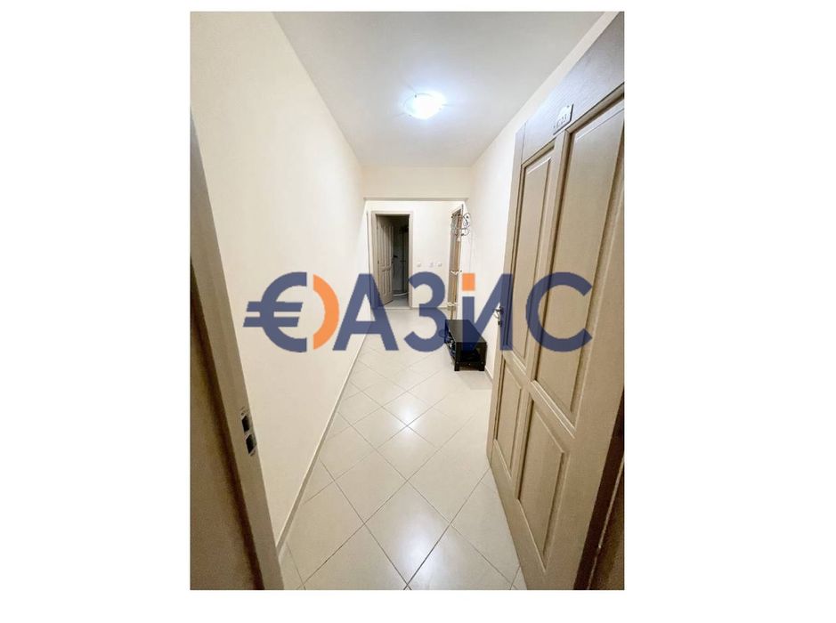 Мезонет на 7-ми етаж с частичен изглед към морето, к-с Калия,Слънчев