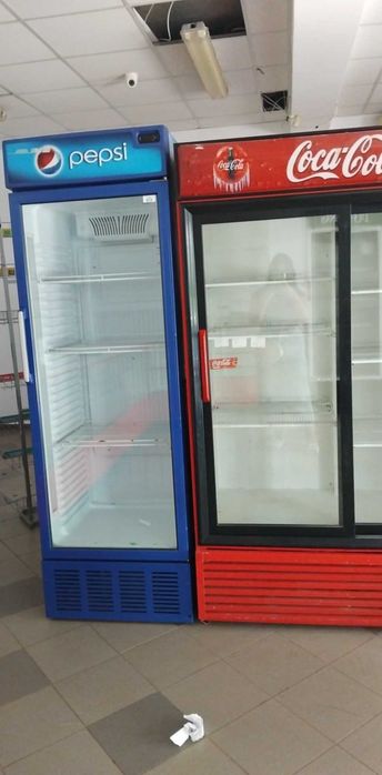 Vand doua vitrine frigorifice