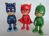 Set figurine Eroi in Pijama cu sunet