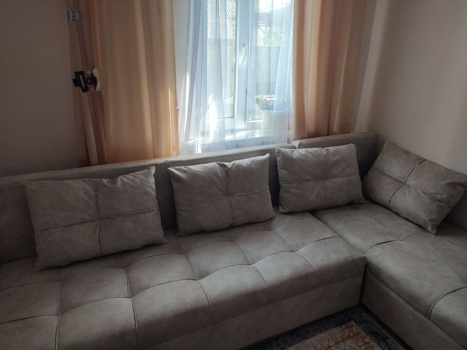 Продам диван угловой