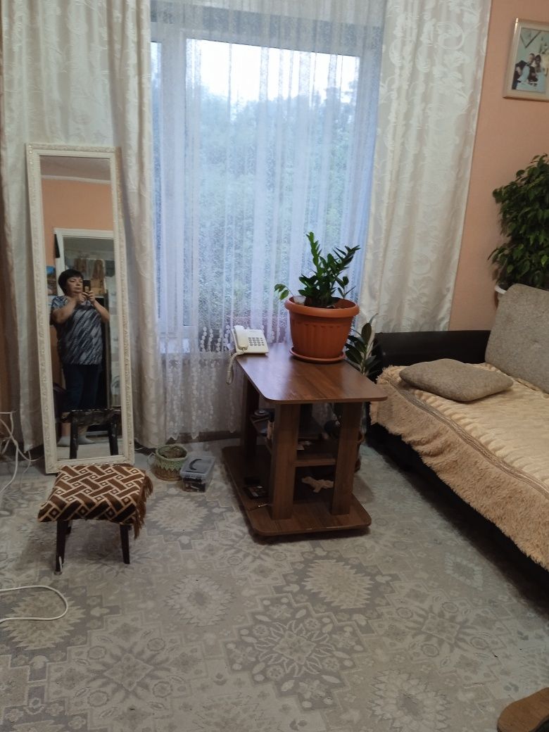 Продам квартиру в доме барачного типа.