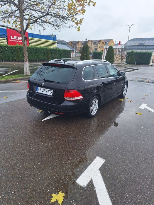 Vând schimb doar cu golf Vll