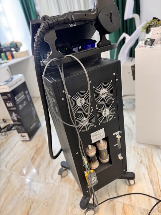 Aparat de epilare definitiva dioda laser cu 3 lungimi de unda