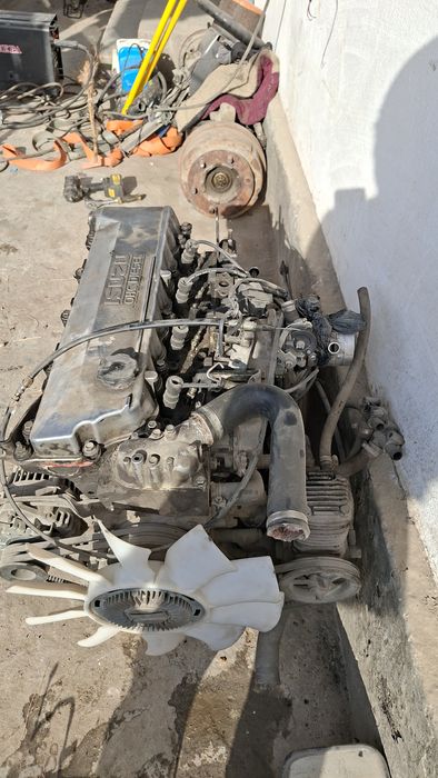 Исузу автобус матор