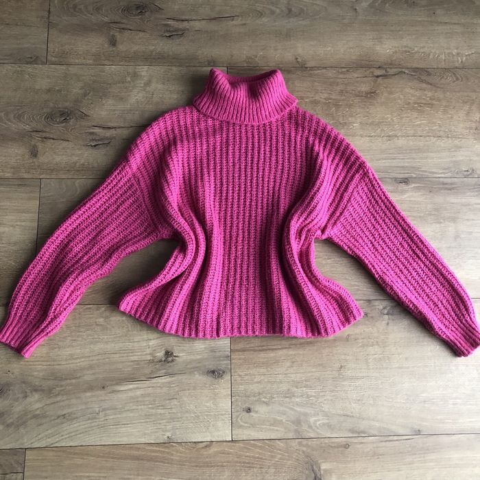 Пуловер розов цикламен